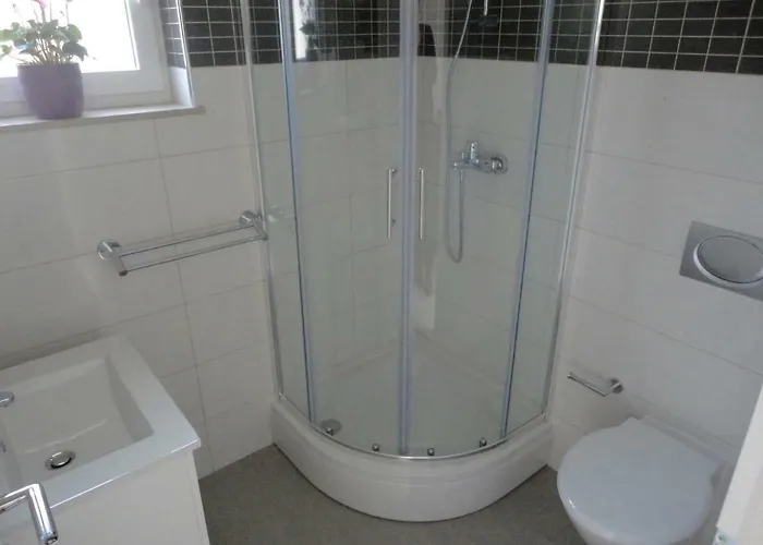 Paradise - Robinson Getaway Apartament Gdinj