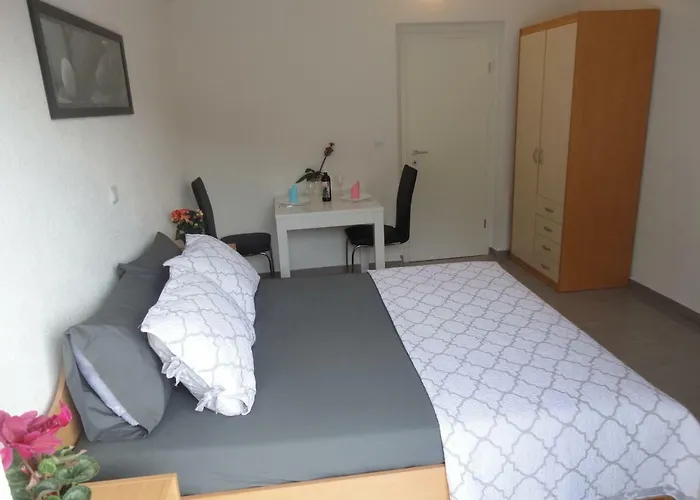 Paradise - Robinson Getaway