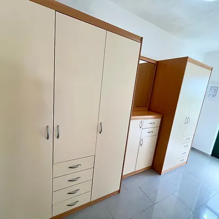 Paradise - Robinson Getaway Apartment Gdinj