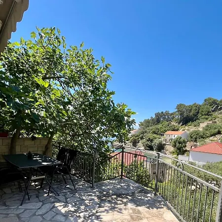 Paradise - Robinson Getaway דירה Gdinj