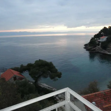 Paradise - Robinson Getaway Apartment *