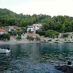Paradise - Robinson Getaway * Gdinj