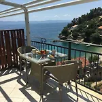Paradise - Robinson Getaway
