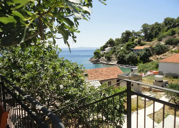 Paradise - Robinson Getaway * Gdinj