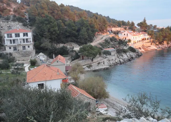 Paradise - Robinson Getaway Gdinj